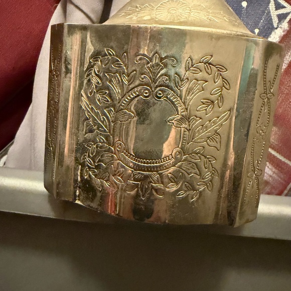Other - Vintage silver trinket box lined in red velvet